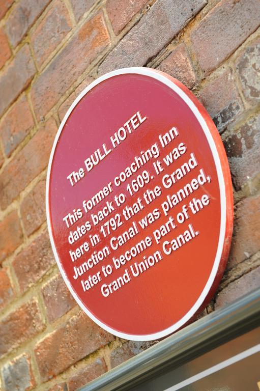 The Bull Hotel ストーニー・ストラットフォード エクステリア 写真